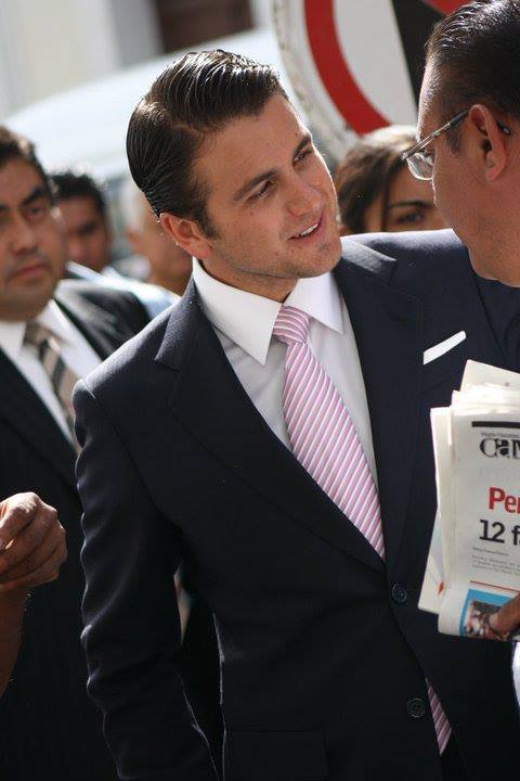 El guapo hijo de Tony Gali