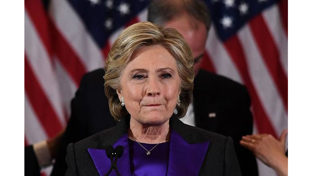 Hillary Clinton acepta derrota