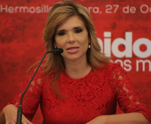 rojo claudia pavlovich 4