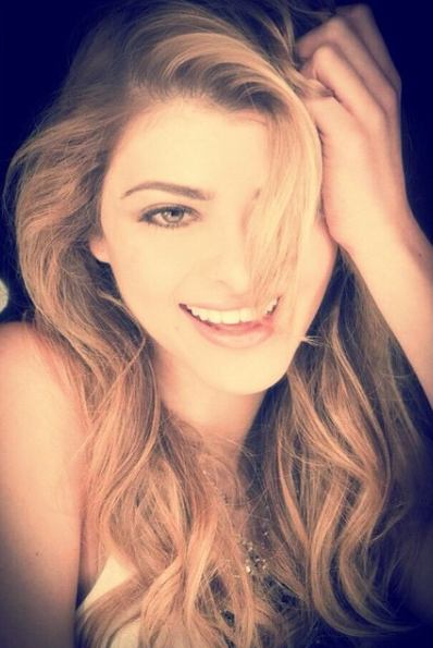 nieta miguel aleman 14