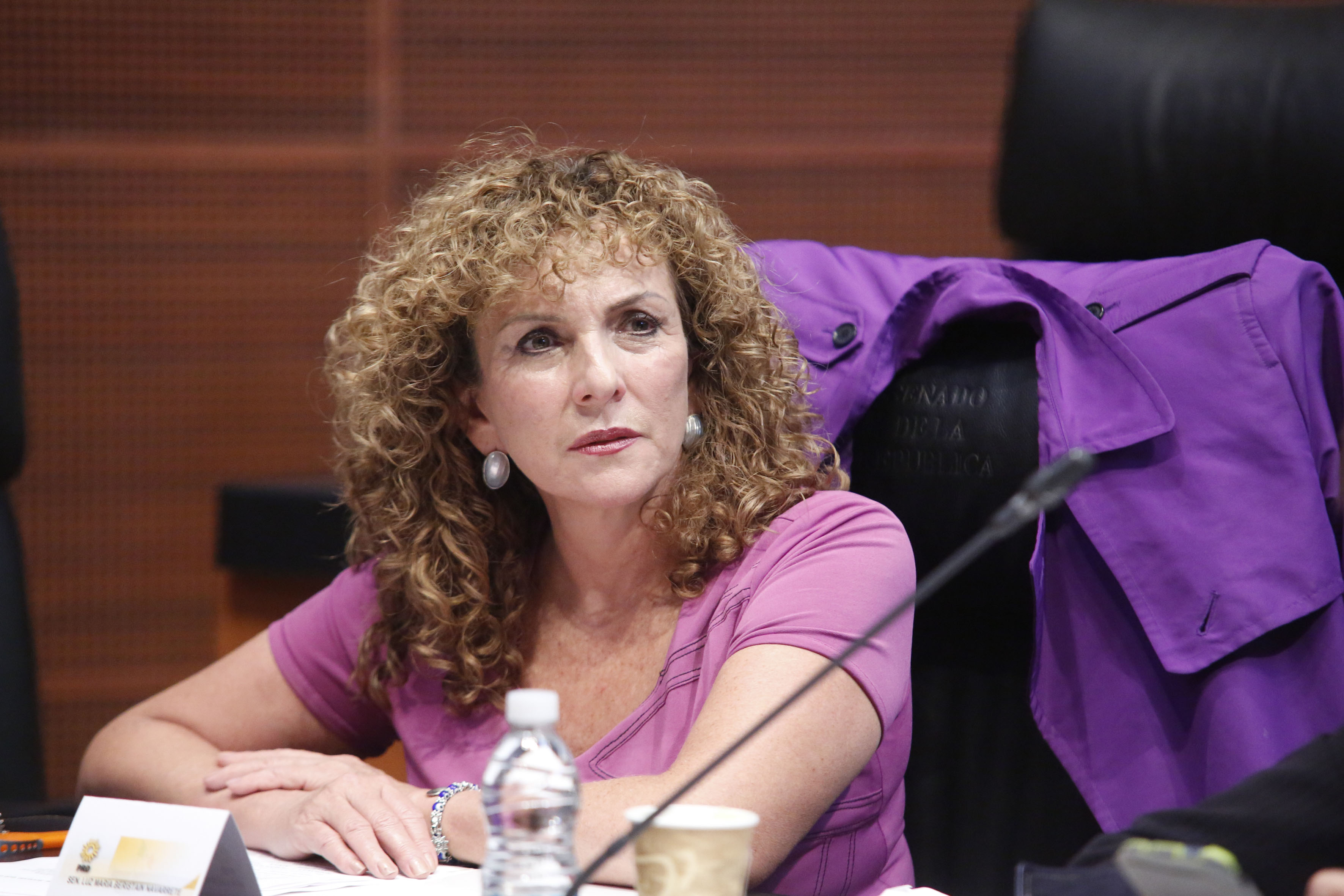 de la corona a la politicas 7