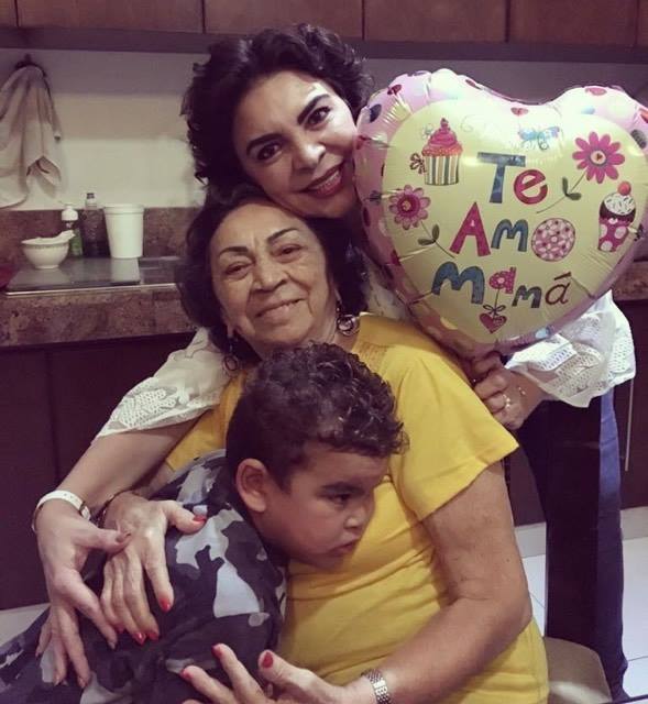 politicos a sus mamas 14