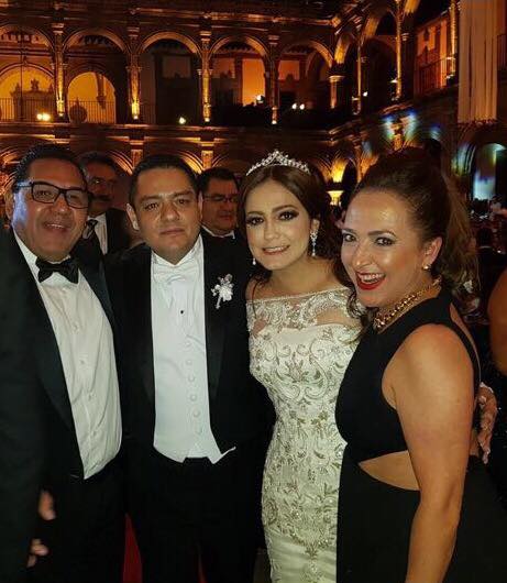 Iris Vianey Iris Vianey 12