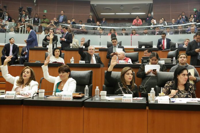 reconocimiento a una mujer reconocimiento a una mujer 4