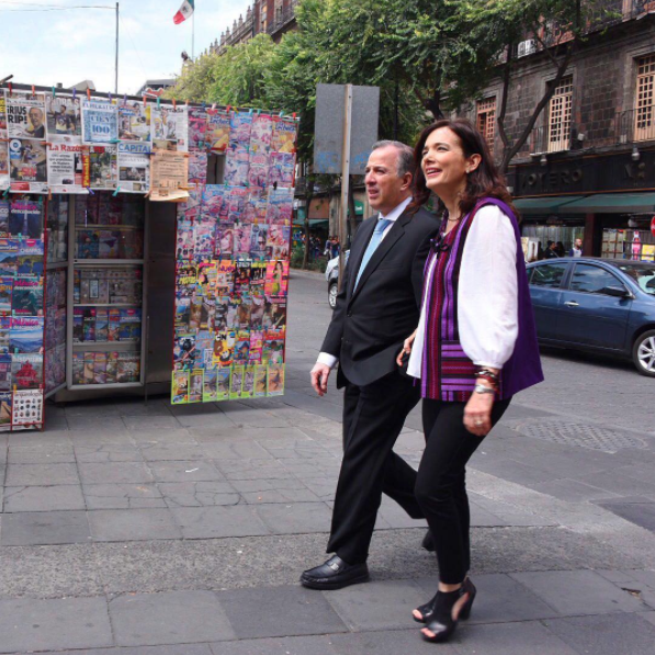 Juana Cuevas Mexicana 5