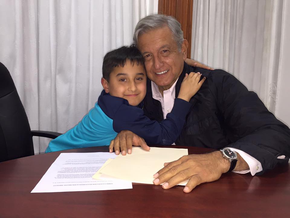 papa Andres Manuel 3