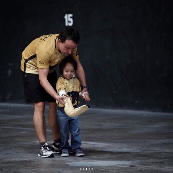 Mikel Arriola Penalosa 6