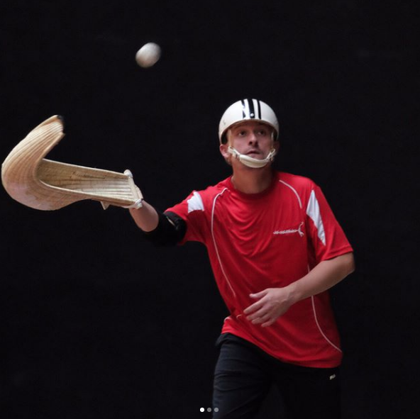 Mikel Arriola Penalosa 8