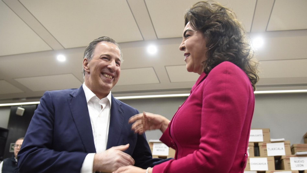 Ivonne Ortega se suma a José Antonio Meade