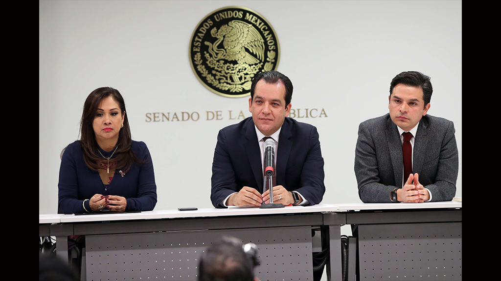 A quién le otorgó el Senado la Medalla Belisario Domínguez