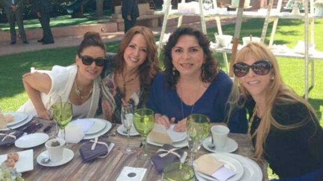 Ortega con los famosos 7