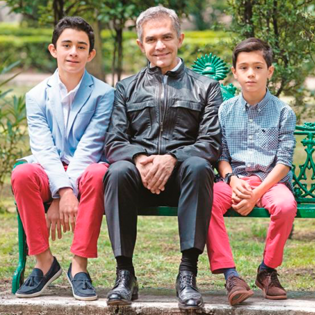 mama de Miguel Angel Mancera 4