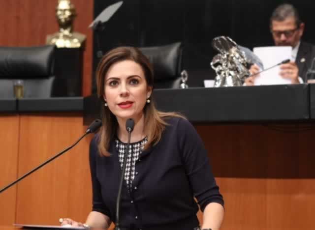 Senadoras fijan postura 10