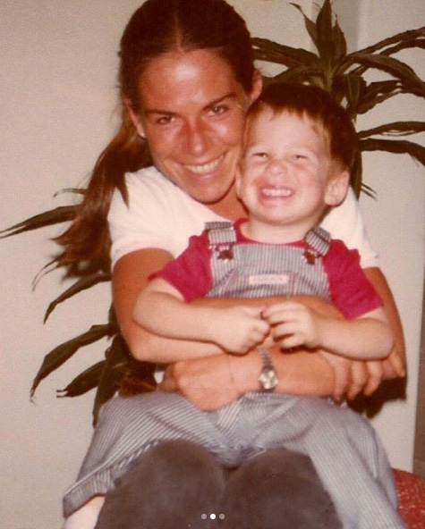 politicas y politicos a sus mamas 3