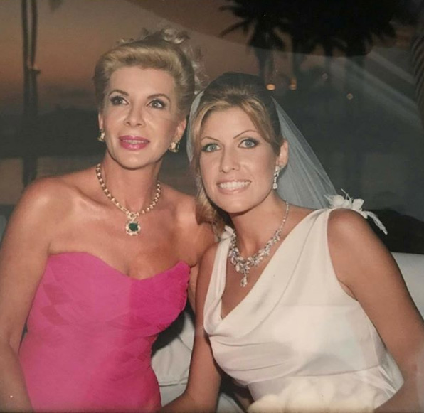 politicas y politicos a sus mamas 13