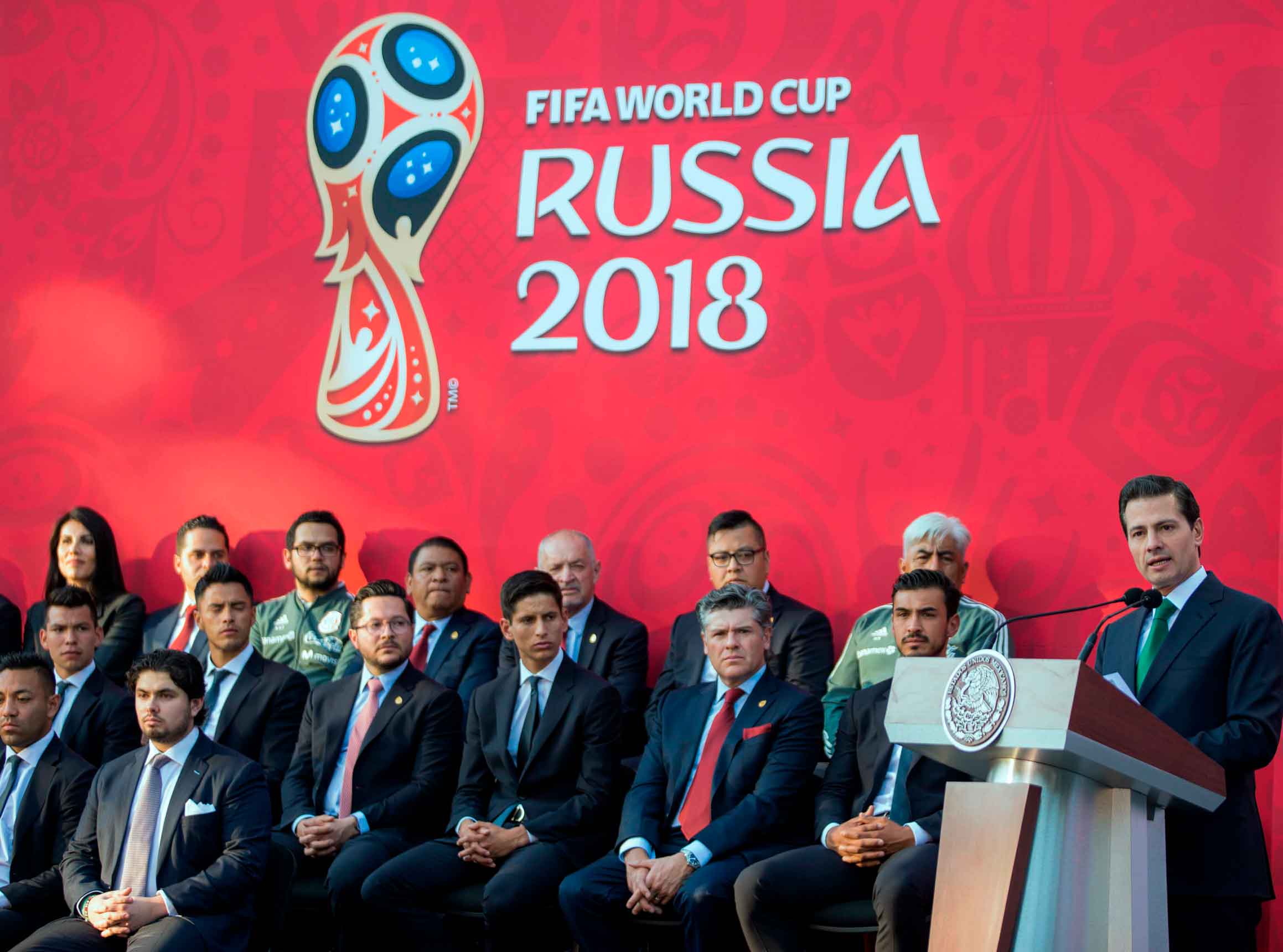 Angelica Rivera enlista a sus jugadores 5