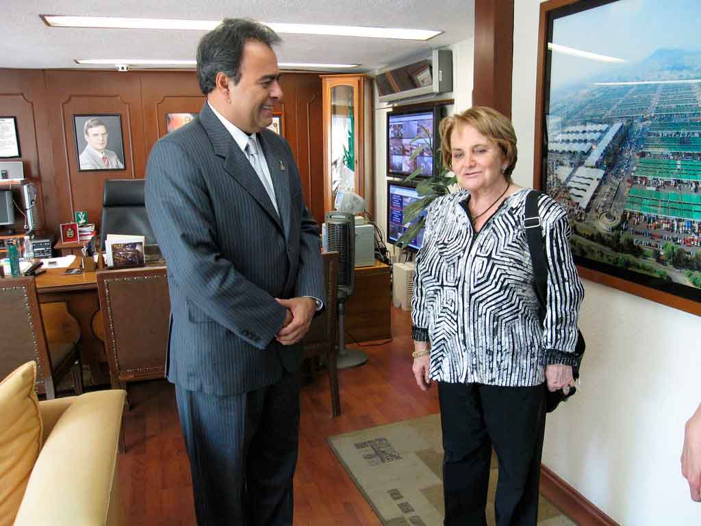 Raymundo y Maria Antonieta Collins 5