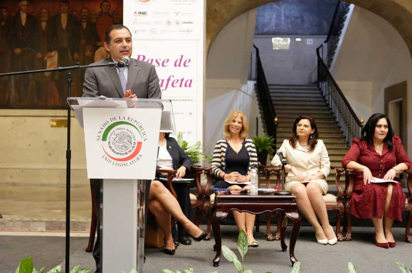 Legisladoras salientes y electas 4