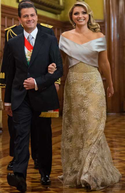 Angelica nos hizo dar El Grito 5