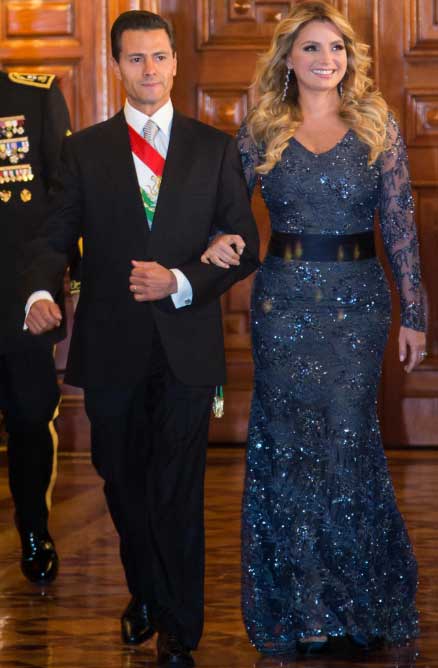 Angelica nos hizo dar El Grito 7