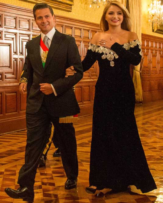 Angelica nos hizo dar El Grito 10