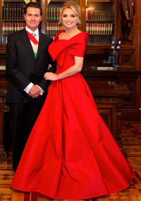 Angelica nos hizo dar El Grito 12