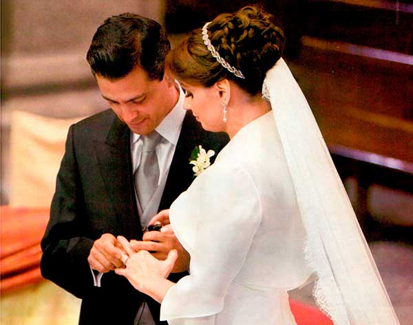 Pena Nieto sin el anillo 4