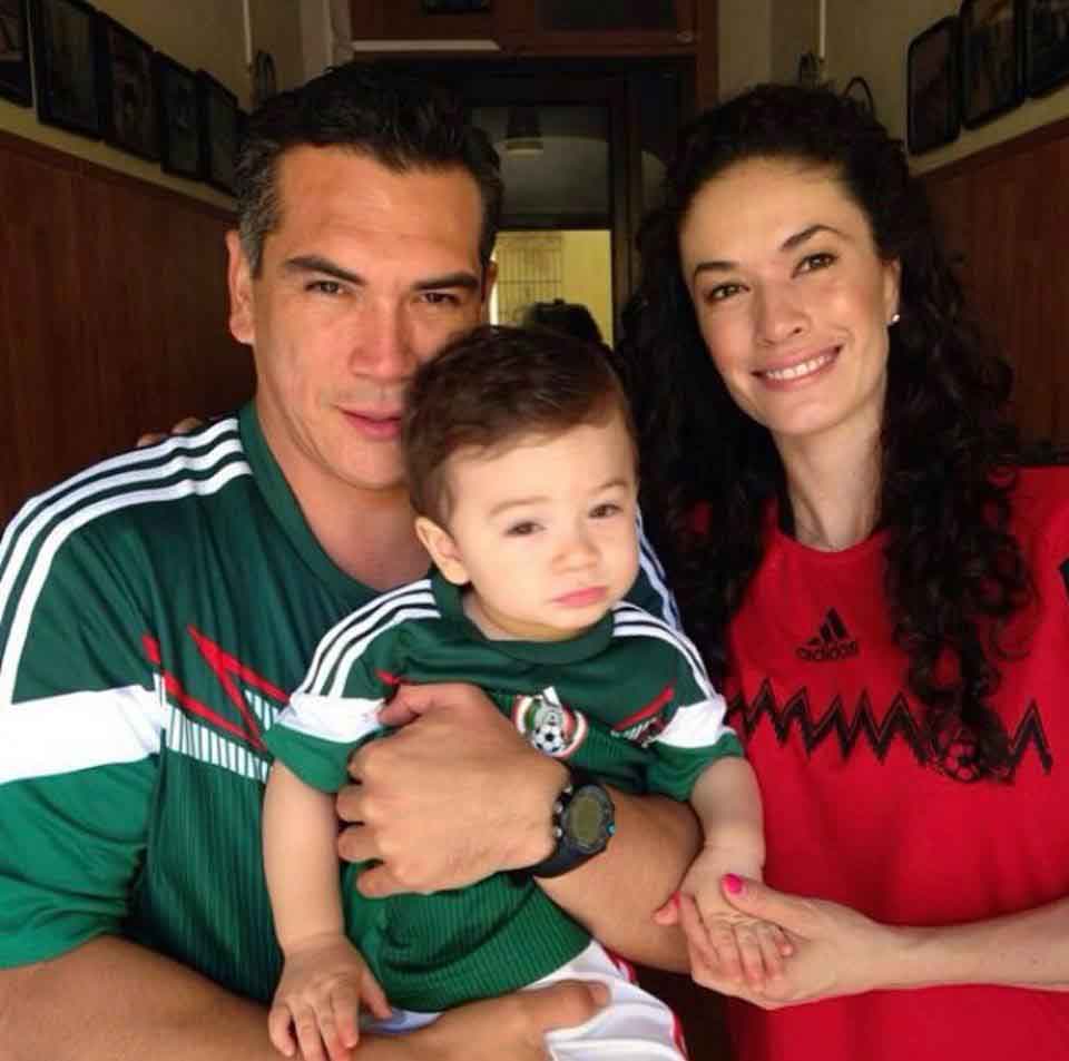 familiares de Alejandro Moreno 20