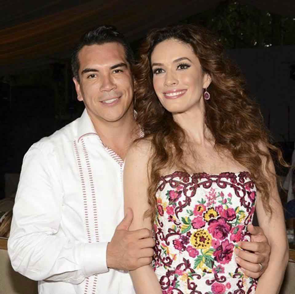 familiares de Alejandro Moreno 27