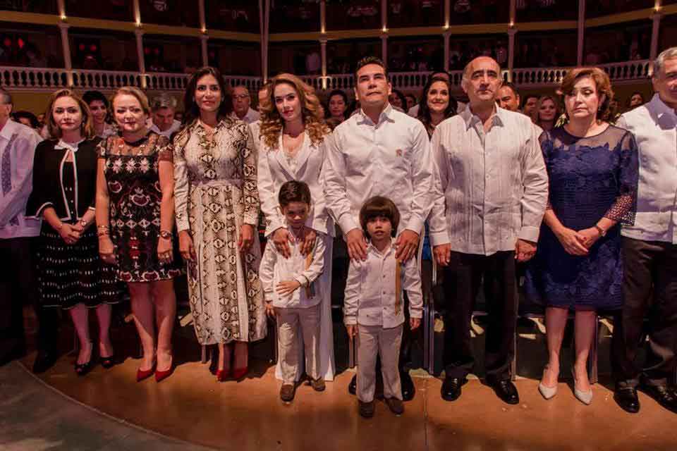 Castanon la primera dama 6