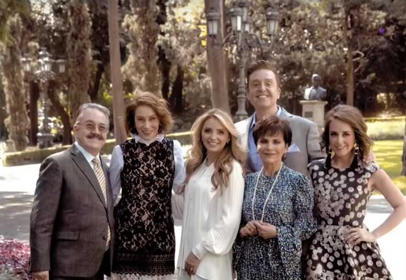 Angelica Rivera confirma 11