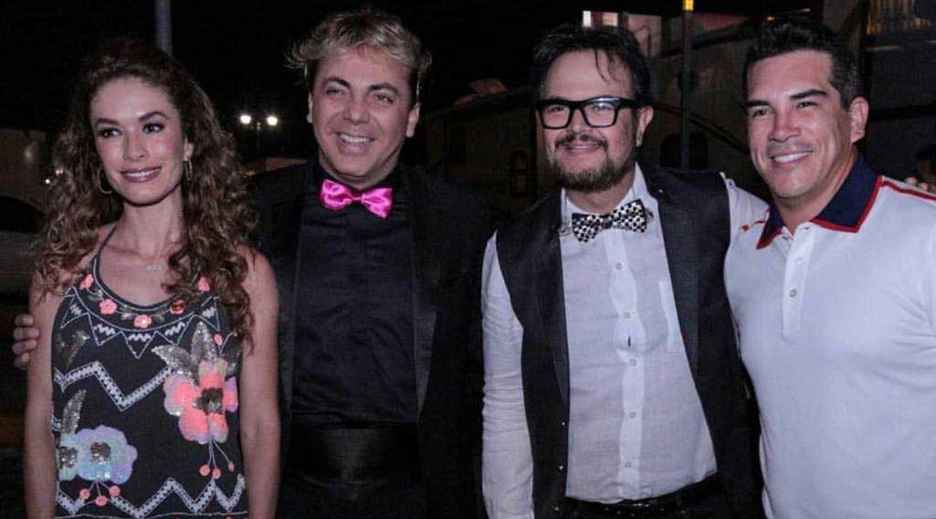 Cardenas y sus fotos 4