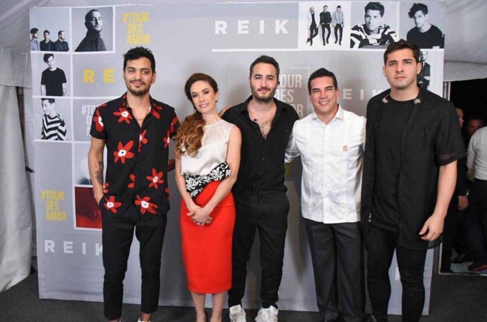 Cardenas y sus fotos 7