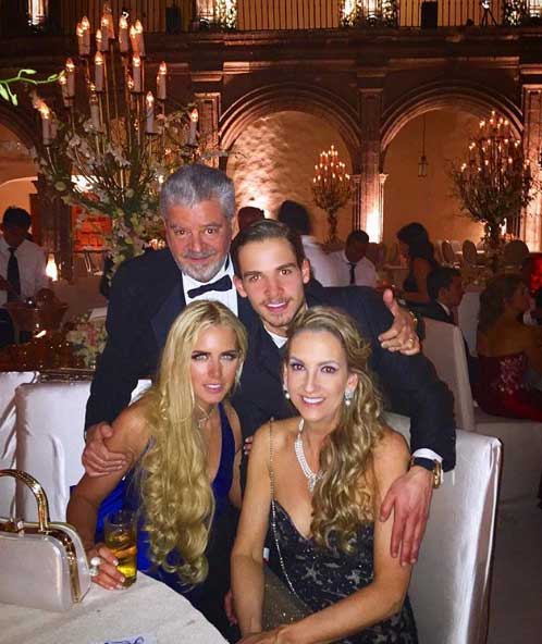 supuesta novia de Enrique Pena 13