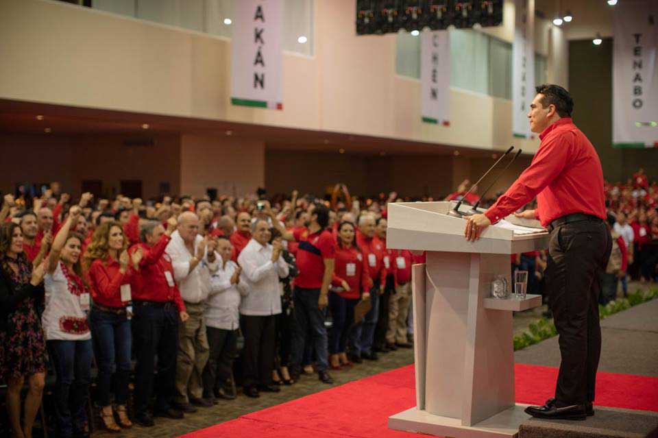 Alejandro Moreno se destapa 5