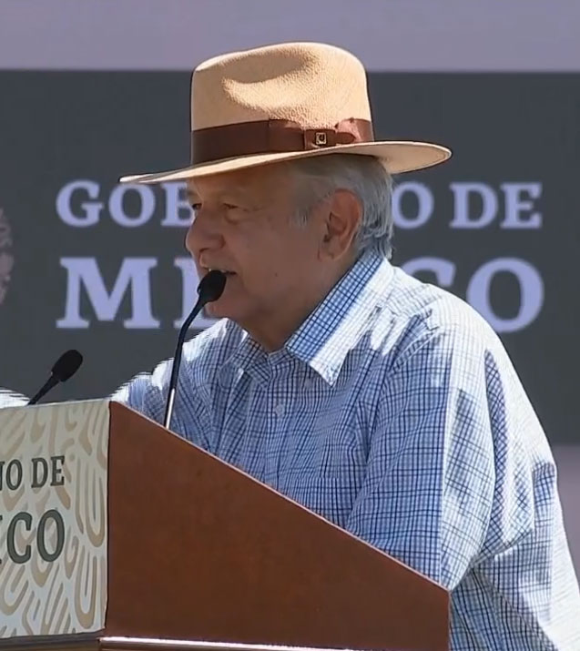 sombrero de Andres Manuel 3