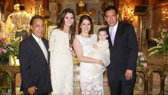 Lopez Obrador bautiza 6